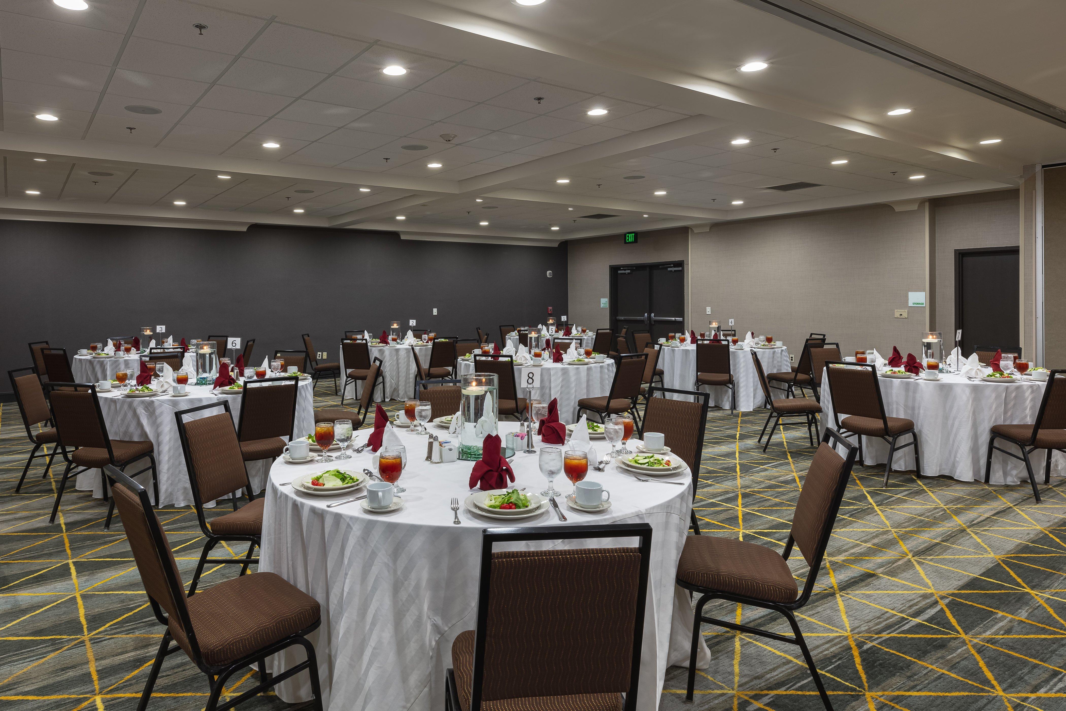 Holiday Inn & Suites Atlanta Airport North By Ihg College Park Dış mekan fotoğraf