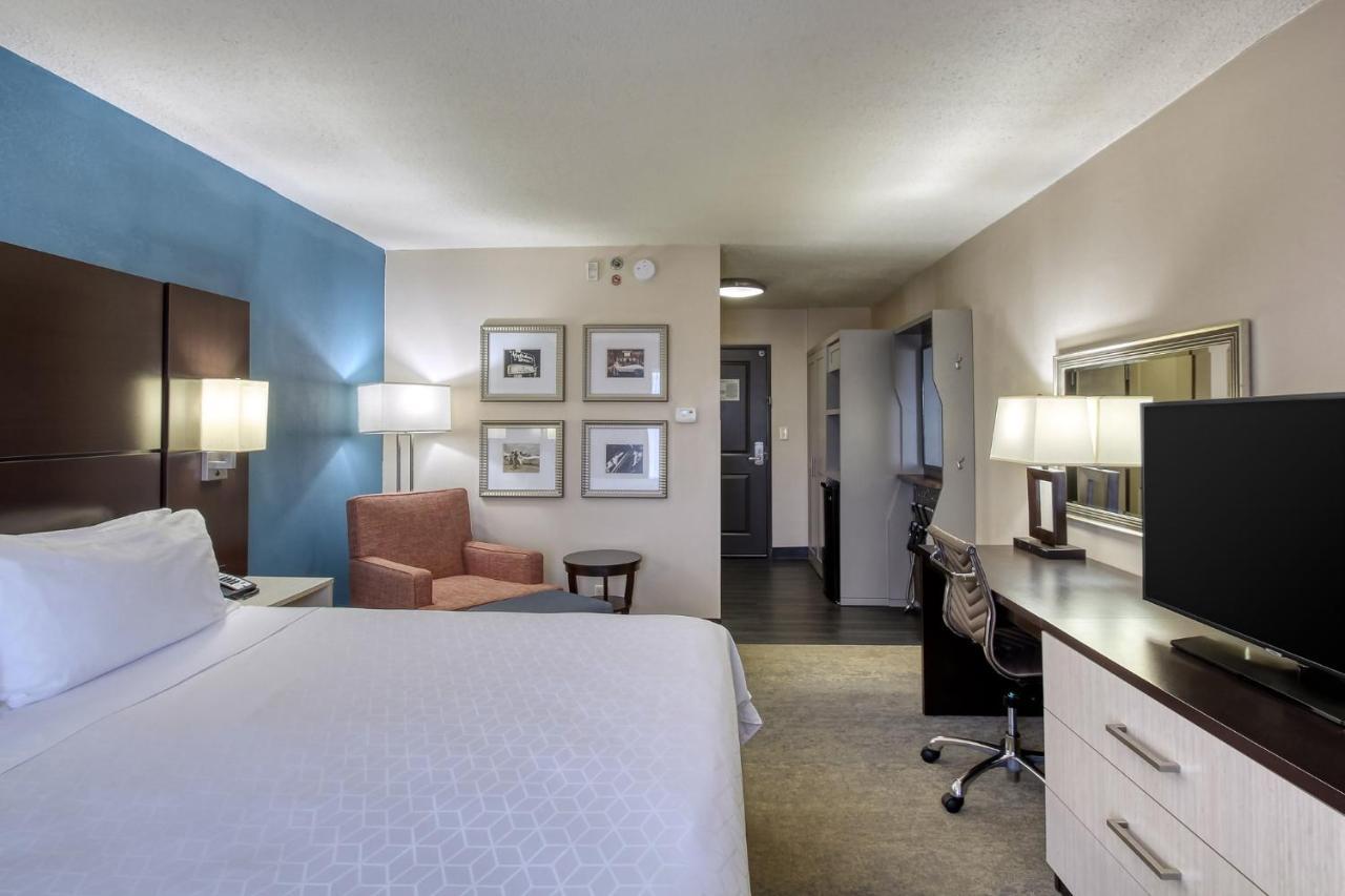 Holiday Inn & Suites Atlanta Airport North By Ihg College Park Dış mekan fotoğraf