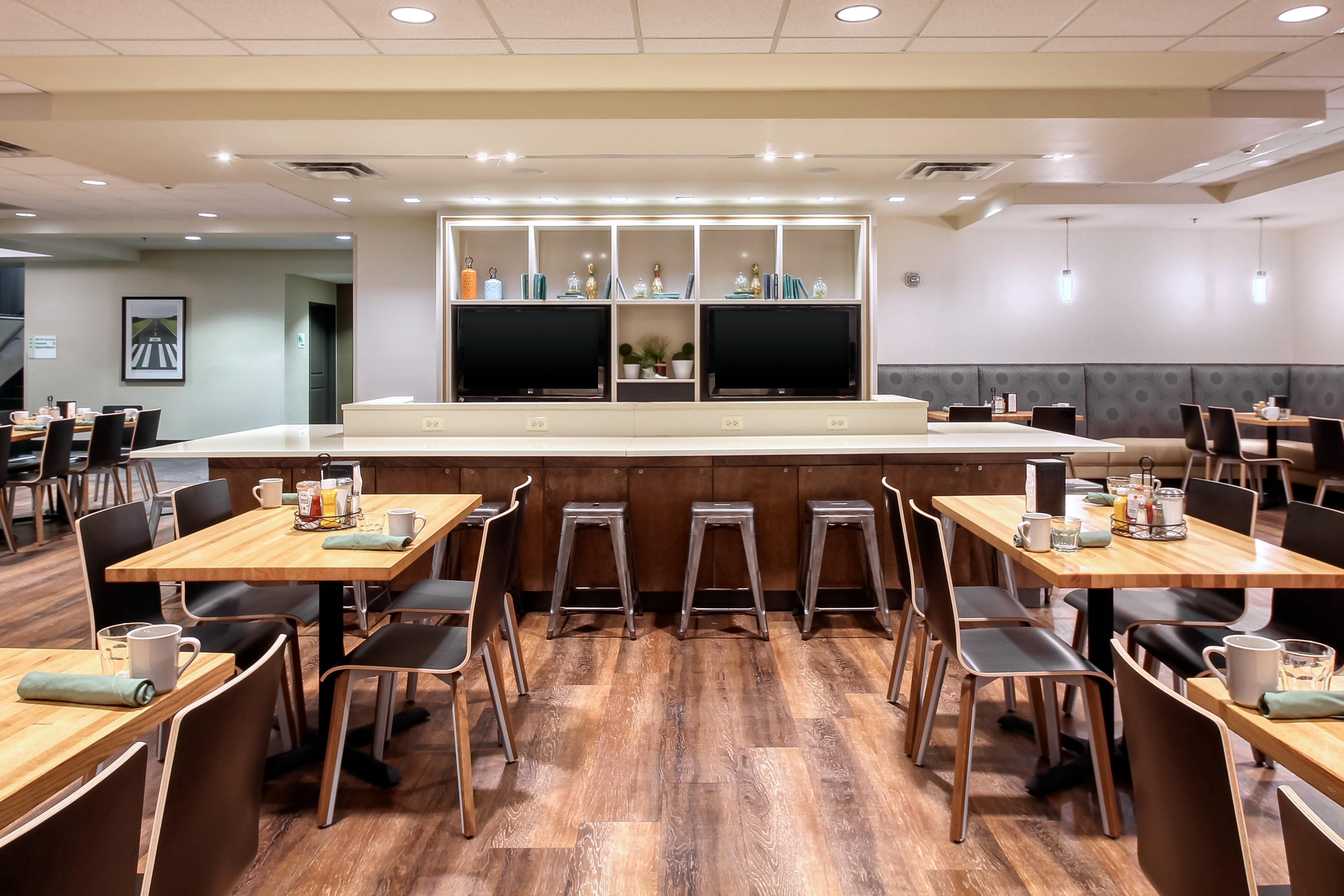 Holiday Inn & Suites Atlanta Airport North By Ihg College Park Dış mekan fotoğraf