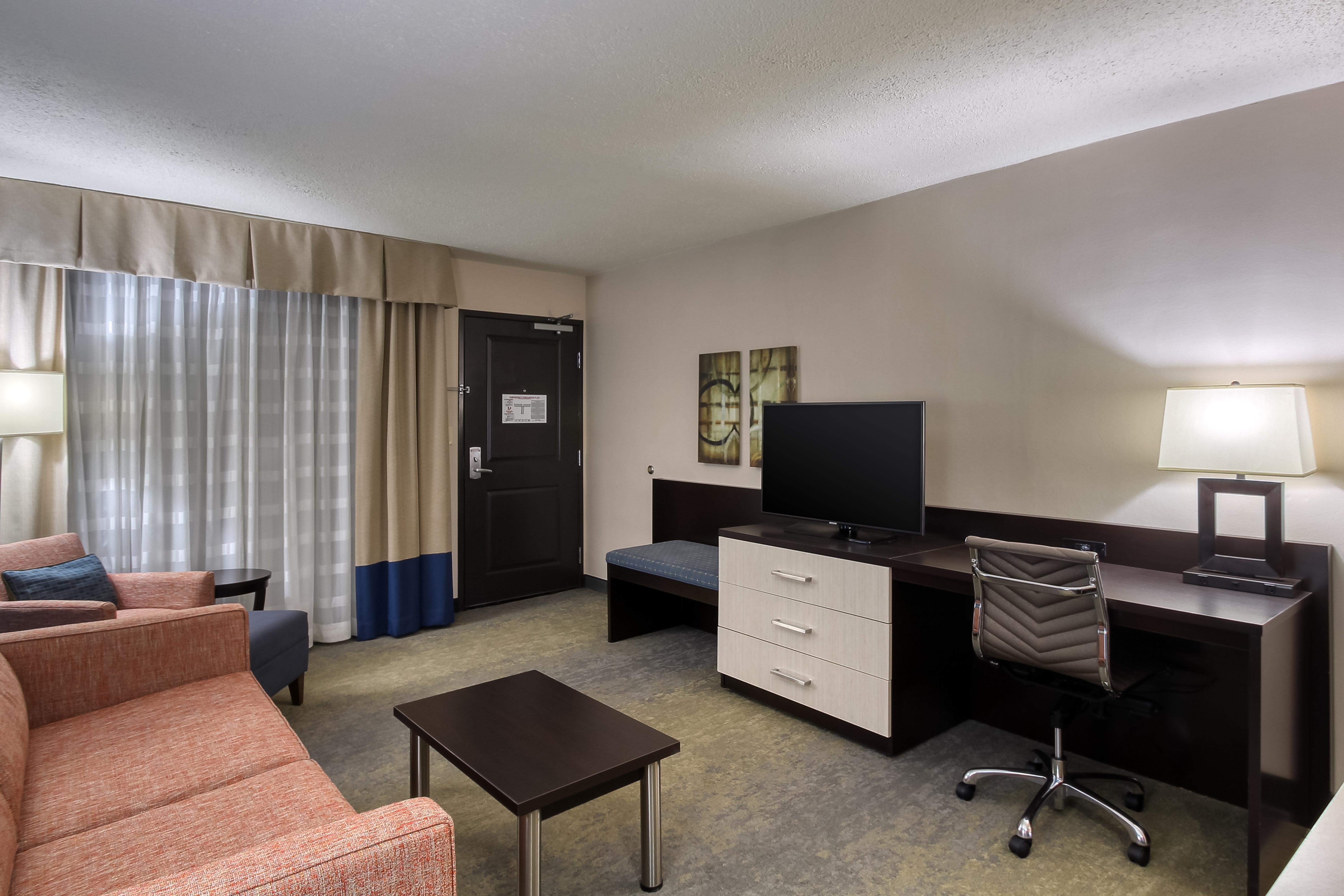 Holiday Inn & Suites Atlanta Airport North By Ihg College Park Dış mekan fotoğraf