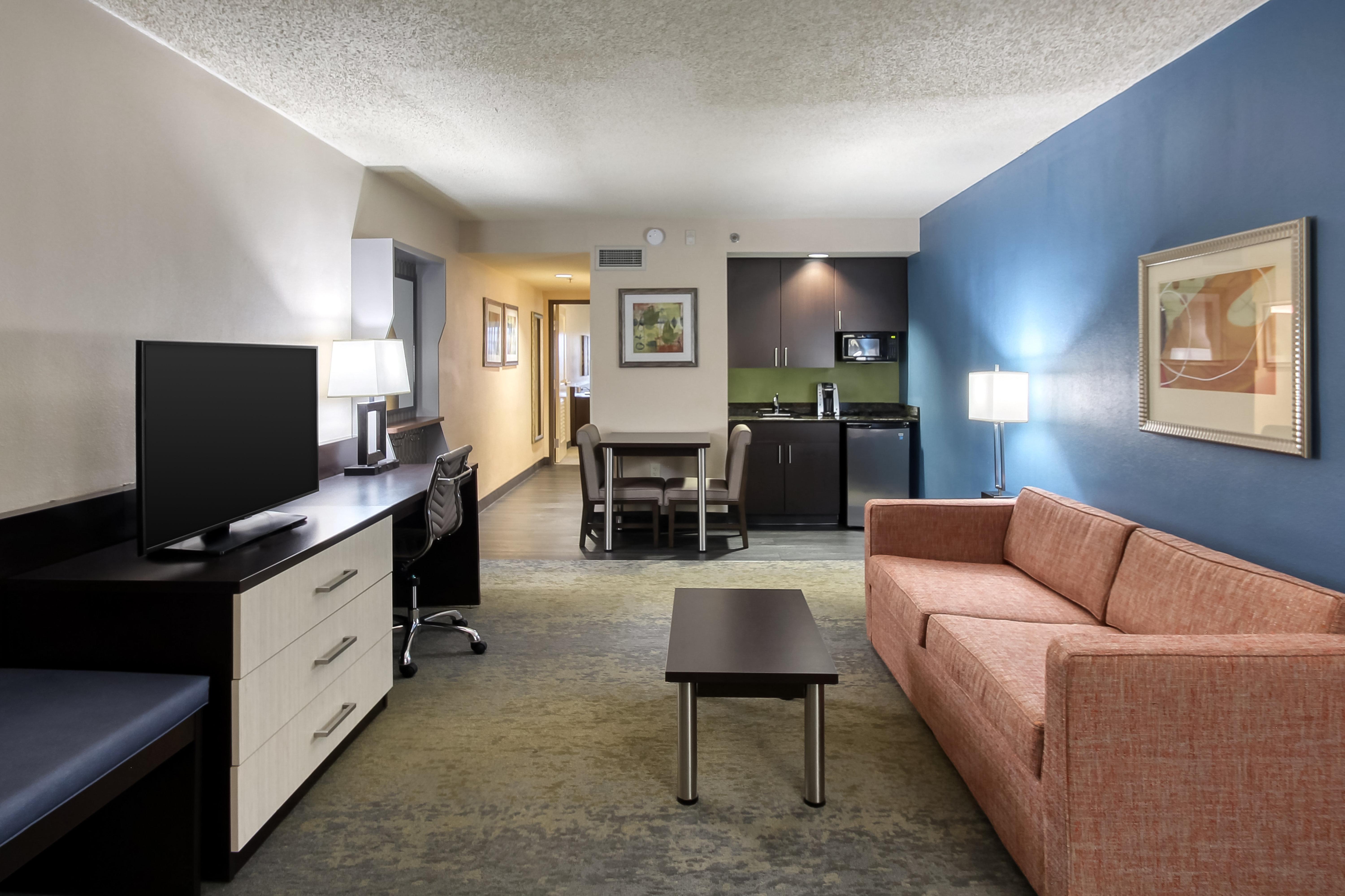 Holiday Inn & Suites Atlanta Airport North By Ihg College Park Dış mekan fotoğraf