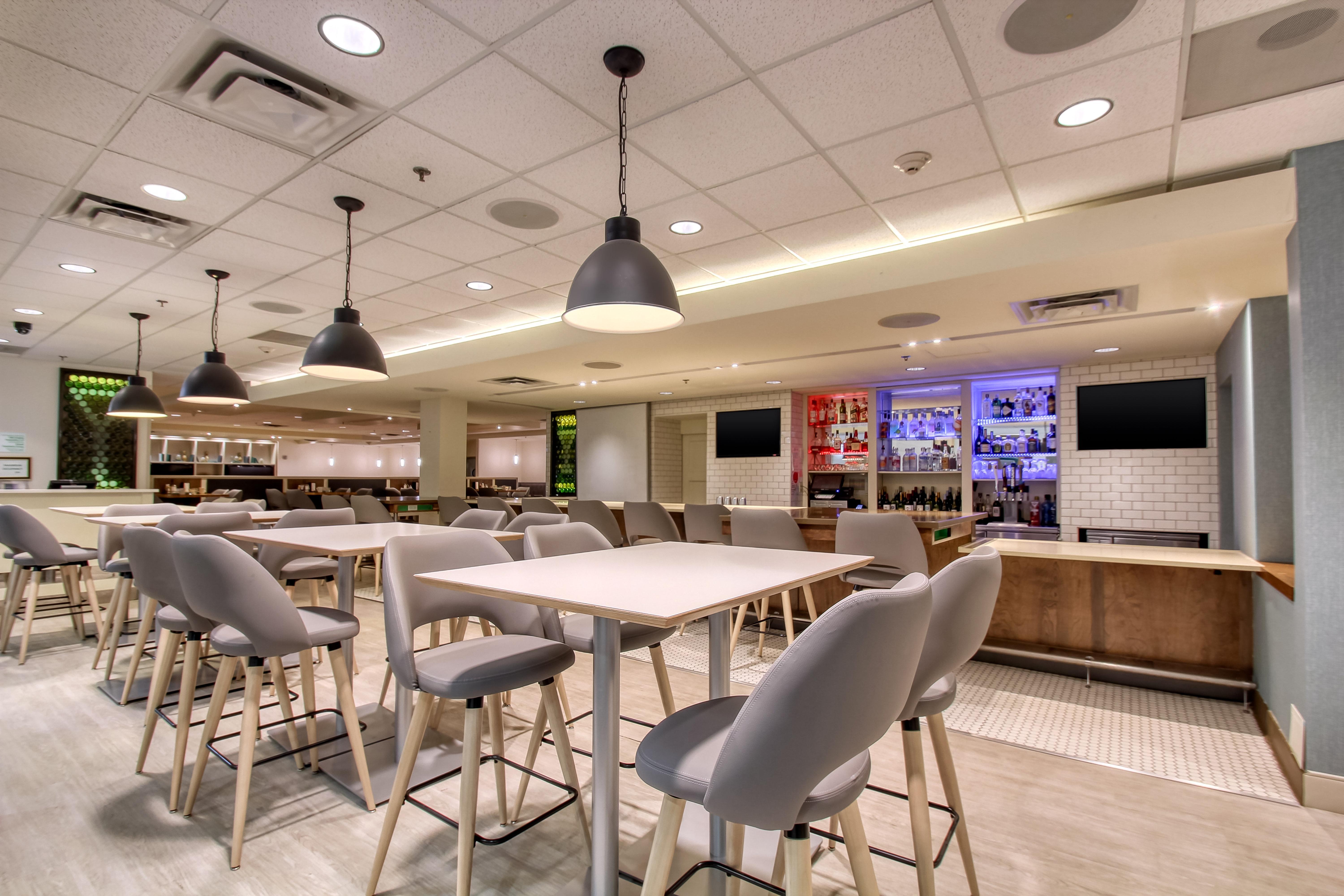 Holiday Inn & Suites Atlanta Airport North By Ihg College Park Dış mekan fotoğraf