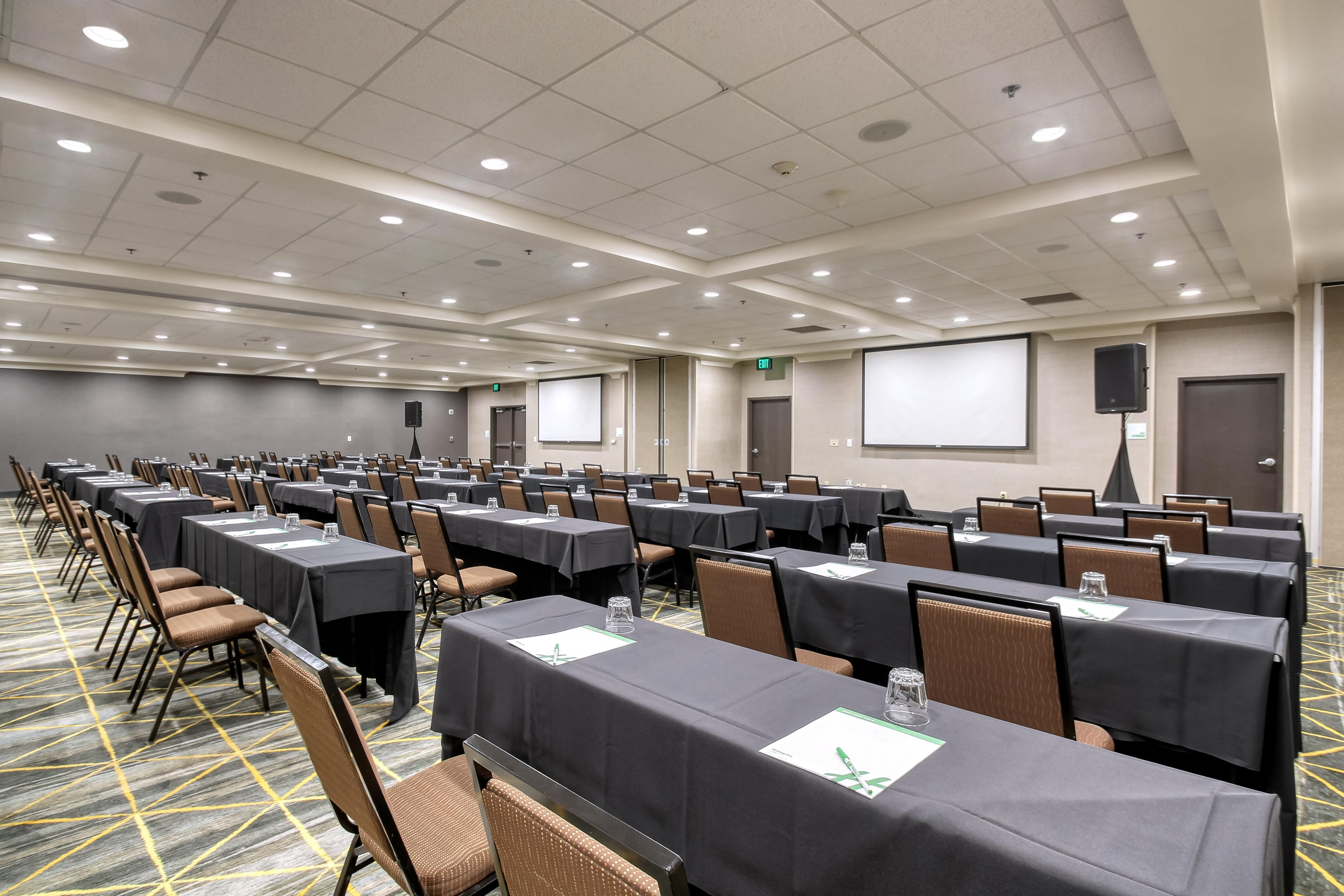 Holiday Inn & Suites Atlanta Airport North By Ihg College Park Dış mekan fotoğraf