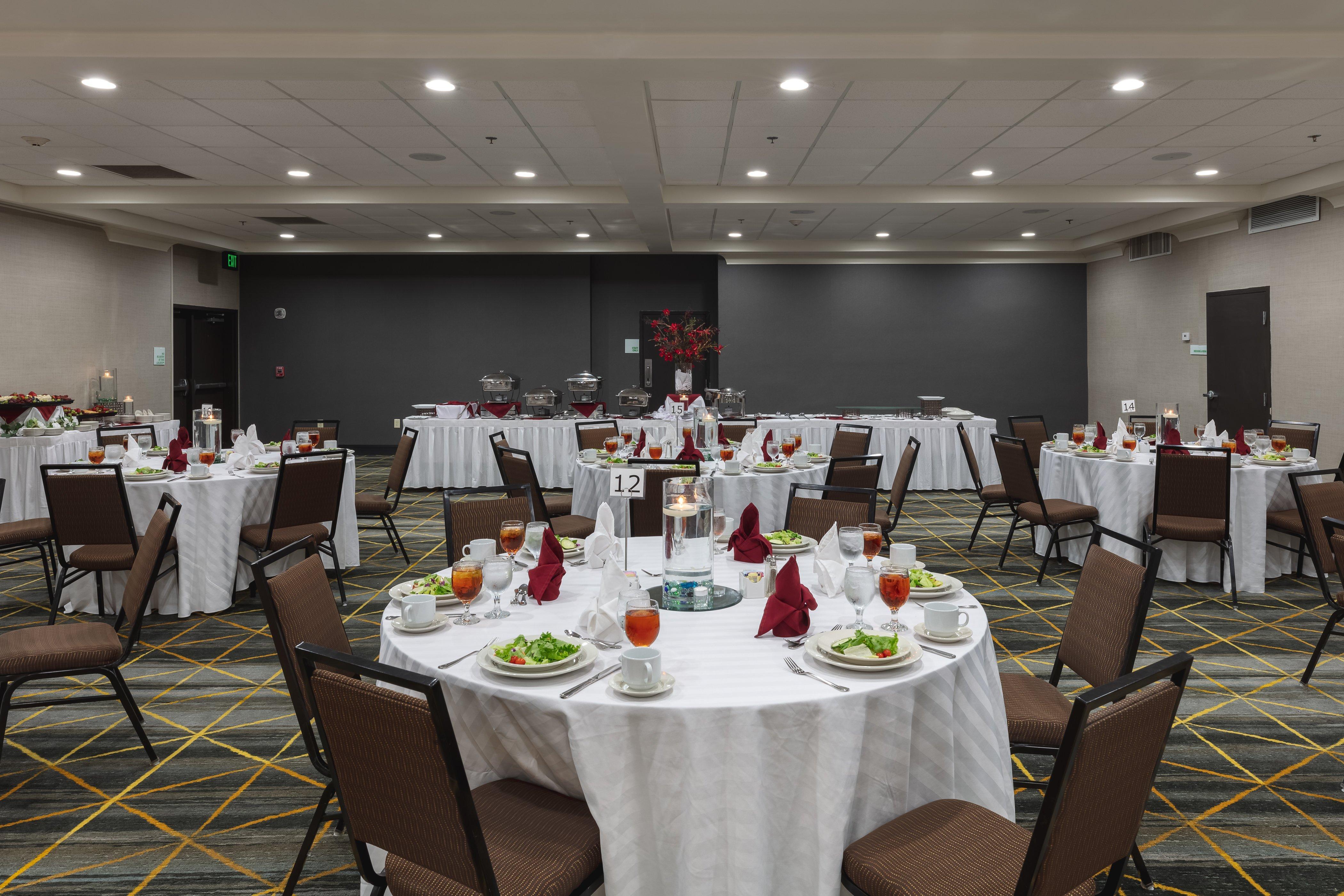 Holiday Inn & Suites Atlanta Airport North By Ihg College Park Dış mekan fotoğraf